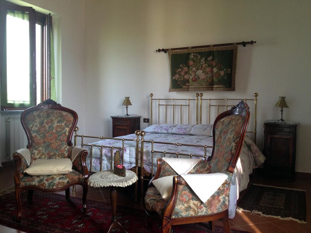 Bed And Breakfast Azienda Agricola Cascina Salazzara Magenta Chambre photo